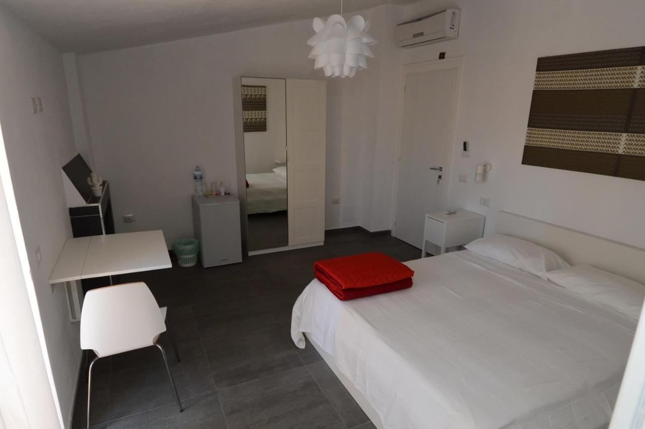 Accomodation Libertino تروبيا الغرفة الصورة